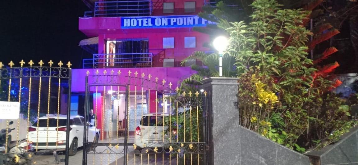 Bed and Breakfast On Point Plaza Murūd Exterior foto